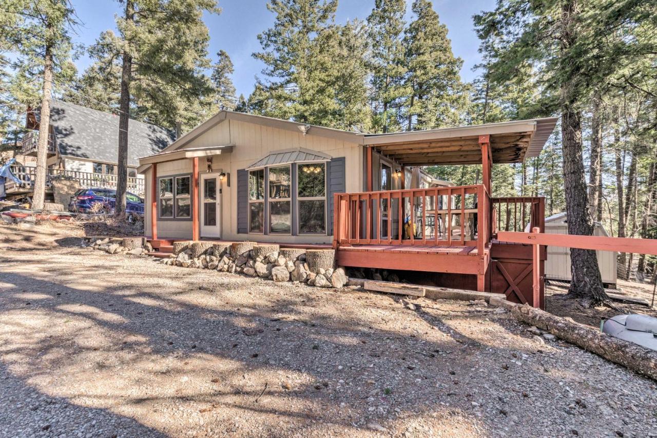 Relaxing Lincoln Forest Retreat With Wraparound Deck Клаудкрофт Экстерьер фото